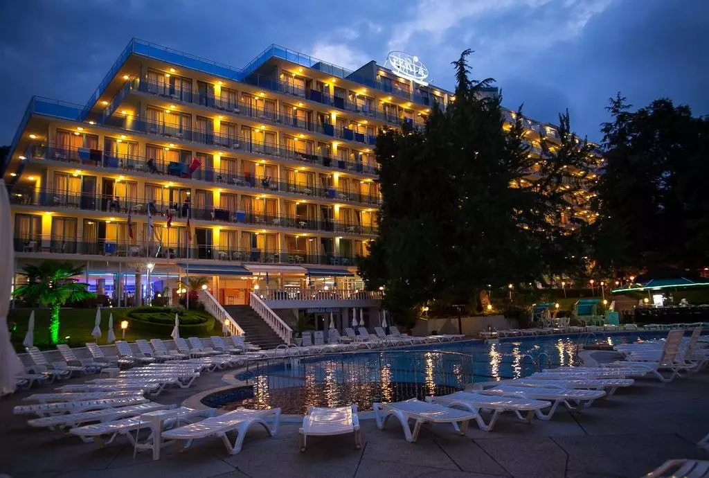 hotel perla varna_shabavizparvaz_01.jpg